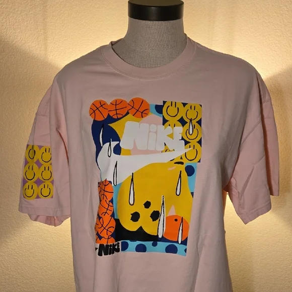 Nike Pink Graphic T-Shirt Artist David Bruce - Picture 1 of 7